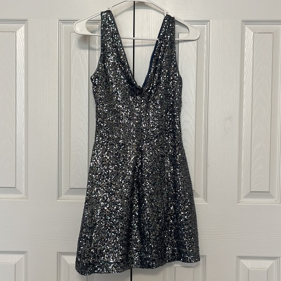 Ralph Lauren Steel Blue Sequin Mini Dress - Picture 4 of 5